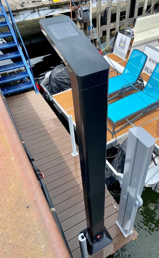 Hausboot Mit Traumlage In Luebeck-Travemuende Hotel Exterior photo